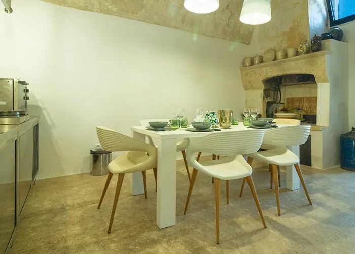 Dimora Zenieri - Terrazze & Piscina فيلة كازارانو